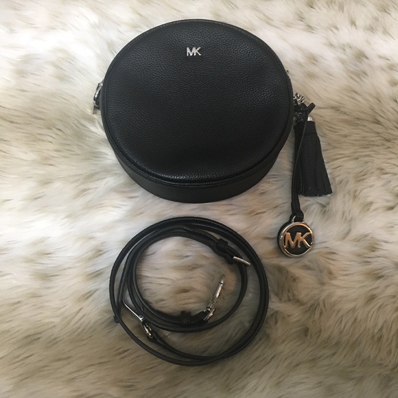 pebbled leather canteen crossbody